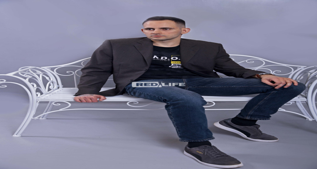 Zdravim
Hľad&aacute;m nejak&uacute; modelingovu agent&uacute;ru alebo