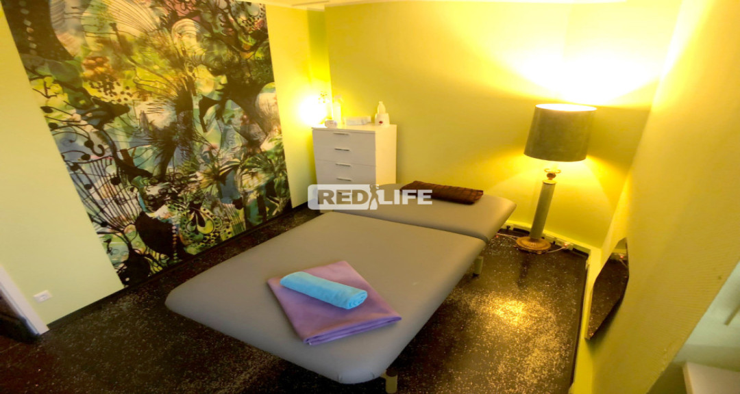 Unser langj&auml;hrig bestehender Massagesalon sucht