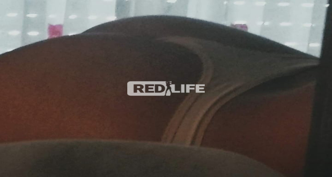 Veintea&ntilde;era muy claiente ofrece sexo