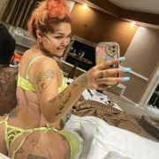 babygirlxogreen
