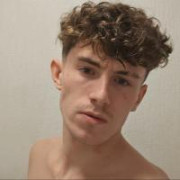 Lewishot18