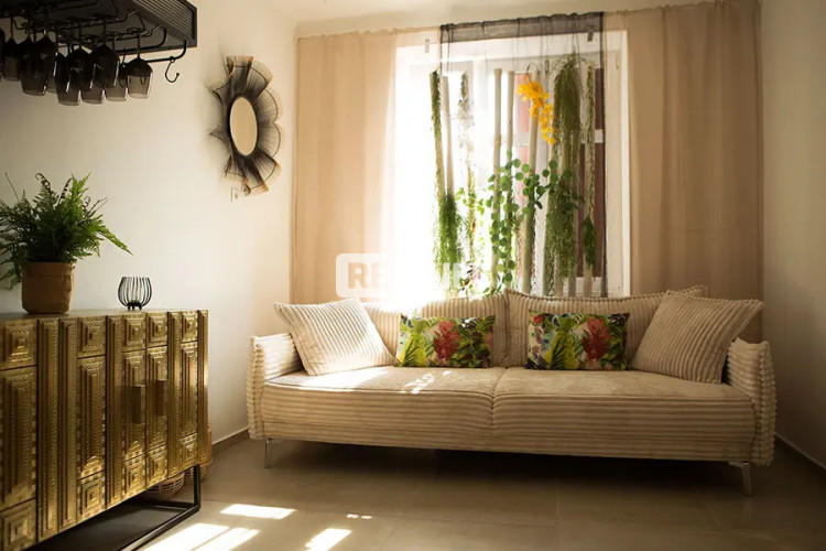 prywatnym apartamencie reklama premium Simplytop